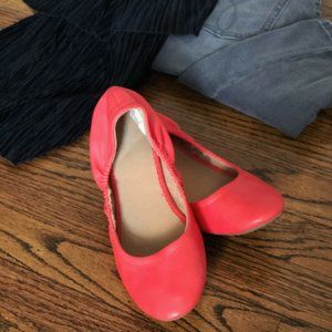 🌿 Old Navy Neon-ish Coral Flats
